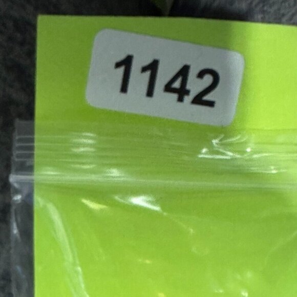 3/$30 Armitron Watch Women Silver Tone Cross Over Band New Battery 6.5" - Picture 10 of 11